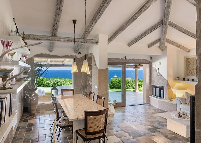 Villa Astra Fronte Mare - *