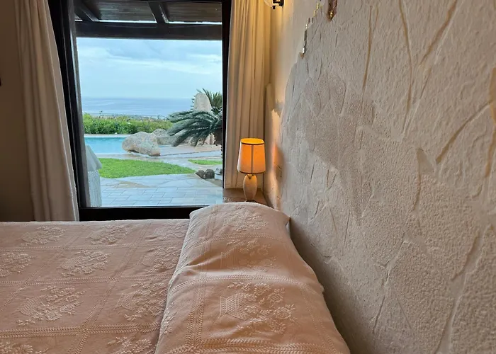 Astra Fronte Mare - *